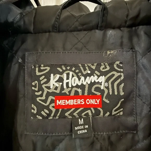 Members Only x Keith Haring Hooded Jacket Black Graphic Poly Filled Streetwear M - Picture 15 of 17
